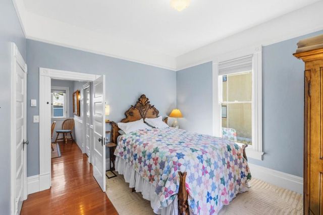 215 Lobos Avenue, Pacific Grove, CA 93950