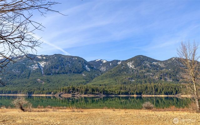 33 Lakeside Court, Ronald, WA 98940
