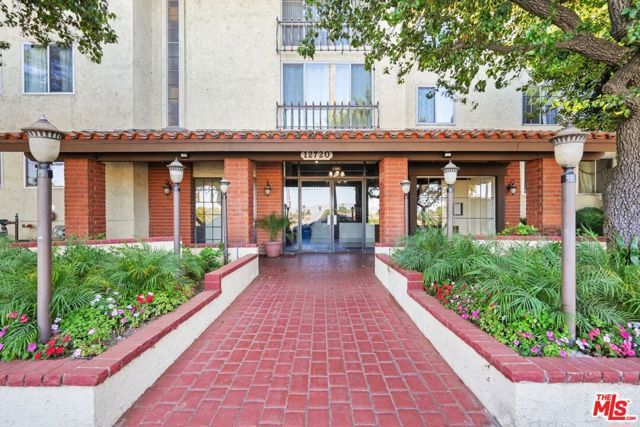 12720 Burbank Boulevard 114, Los Angeles, CA 91607