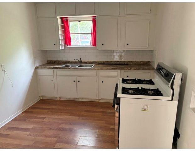 1213 8th Street, Rosenberg, TX 77471