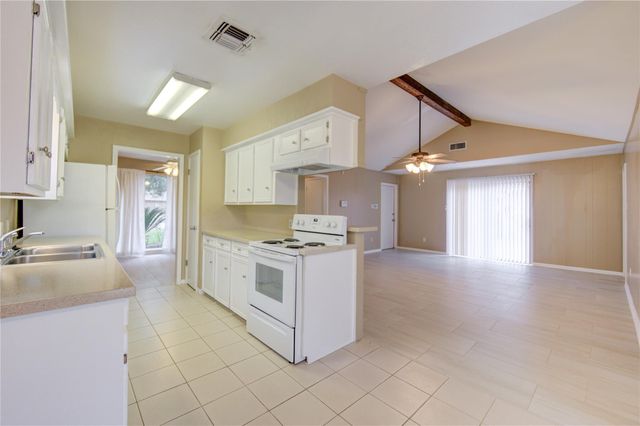 3412 Avenue R, Rosenberg, TX 77471