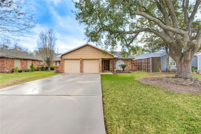 3412 Avenue R, Rosenberg, TX 77471