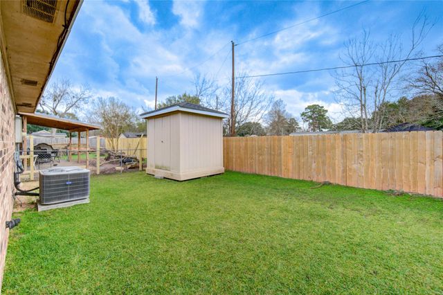 3412 Avenue R, Rosenberg, TX 77471