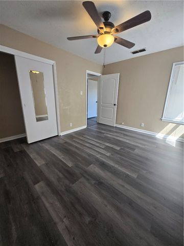 1122 Rickey Dr, Corpus Christi, TX 78412