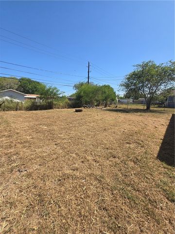 1122 Rickey Dr, Corpus Christi, TX 78412