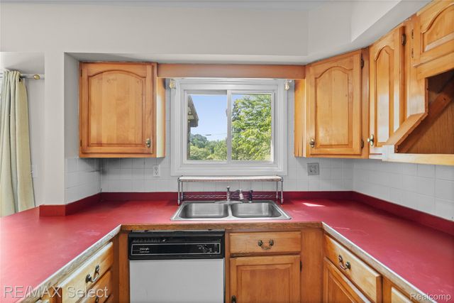 574 Poplar Street, Clio, MI 48420