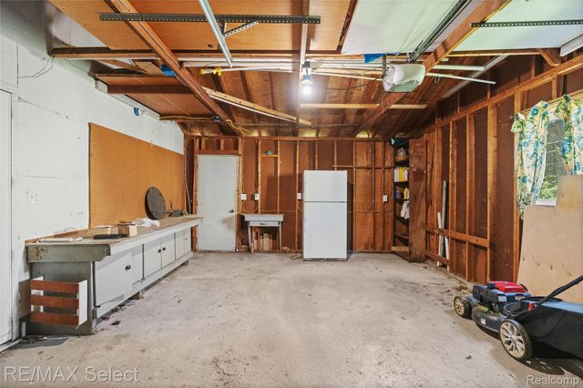 574 Poplar Street, Clio, MI 48420