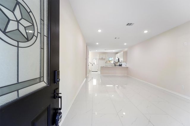 6729 Arabella Street, Houston, TX 77091