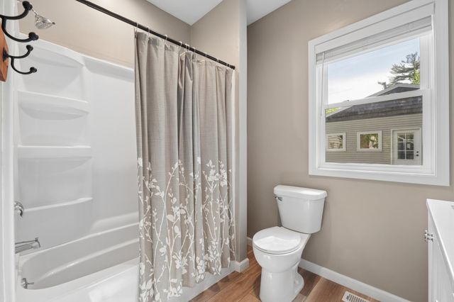 113 Van Buren Avenue S, Hopkins, MN 55343
