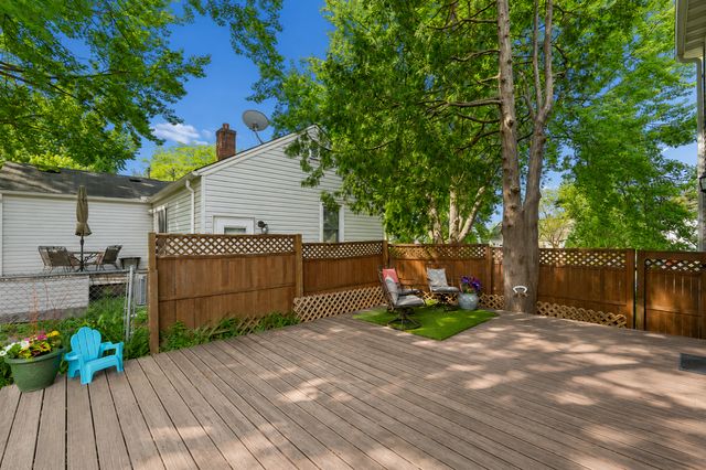 113 Van Buren Avenue S, Hopkins, MN 55343