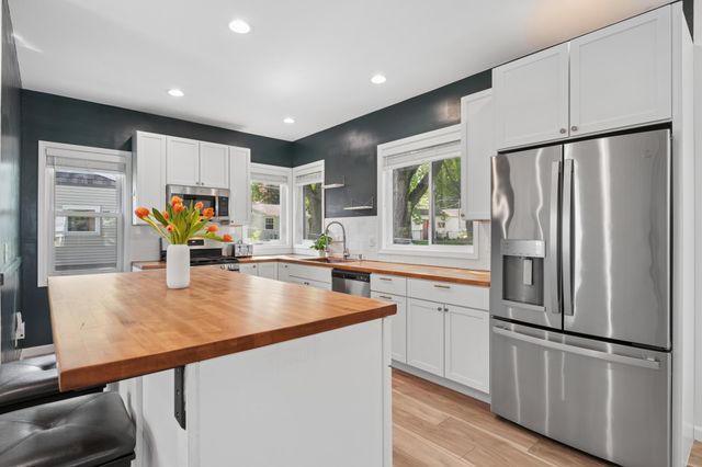 113 Van Buren Avenue S, Hopkins, MN 55343
