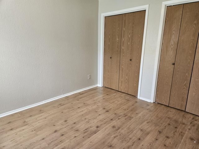 805 Lexington RD B, Elgin, TX 78621