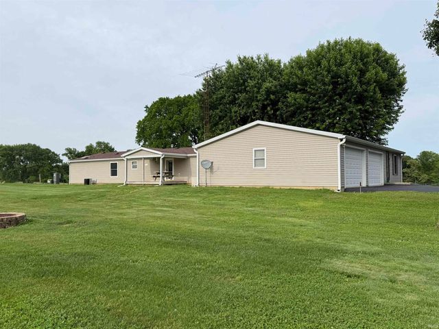 617 Mundell Church Road, Heltonville, IN 47436