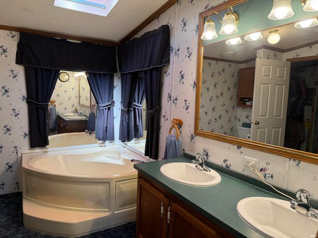 617 Mundell Church Road, Heltonville, IN 47436