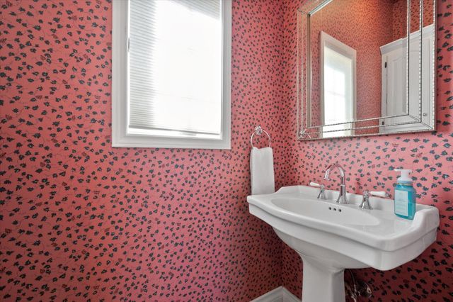 67 S Lakeshore Drive, Ransom Canyon, TX 79366