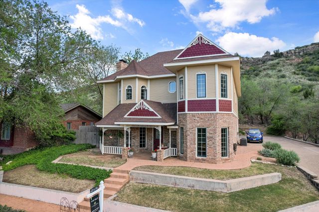 67 S Lakeshore Drive, Ransom Canyon, TX 79366