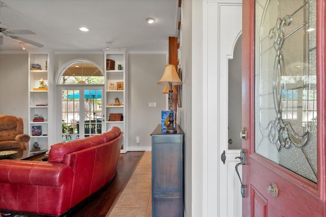 67 S Lakeshore Drive, Ransom Canyon, TX 79366