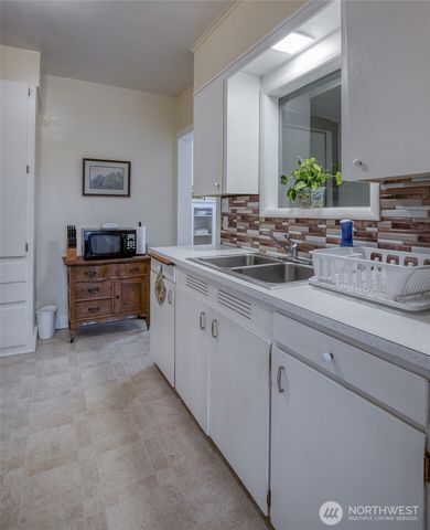 1301 N B Street, Aberdeen, WA 98520