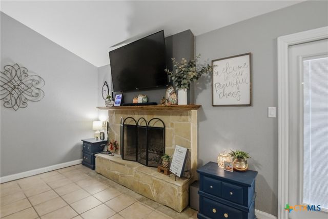 417 Dove, Victoria, TX 77905