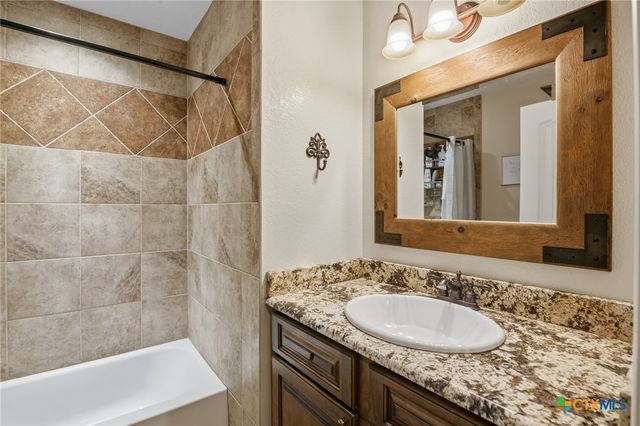 417 Dove, Victoria, TX 77905