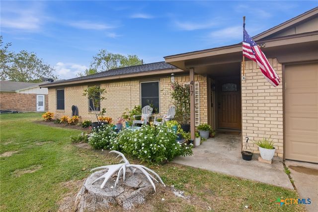417 Dove, Victoria, TX 77905