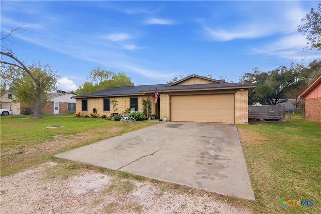 417 Dove, Victoria, TX 77905
