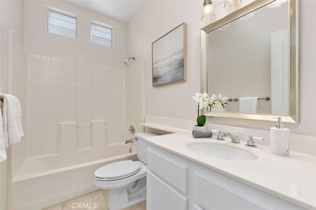 25 Coronado Cay, Aliso Viejo, CA 92656