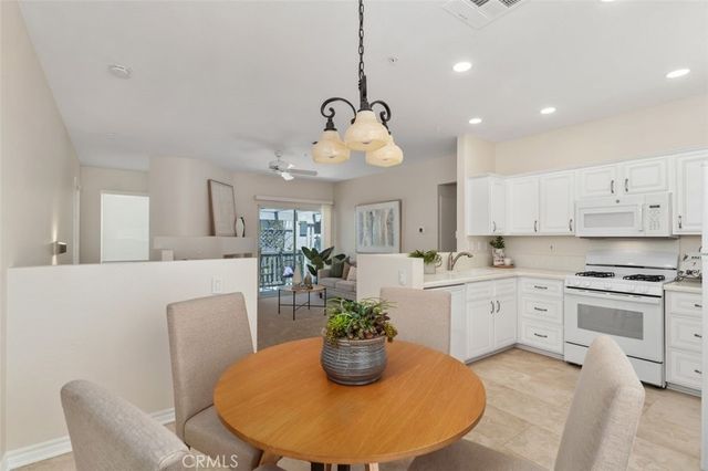 25 Coronado Cay, Aliso Viejo, CA 92656