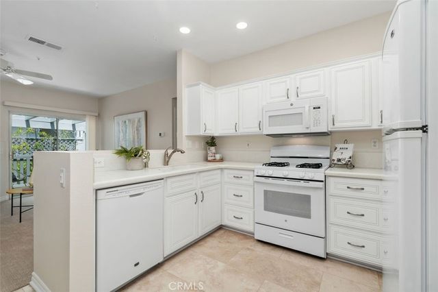 25 Coronado Cay, Aliso Viejo, CA 92656