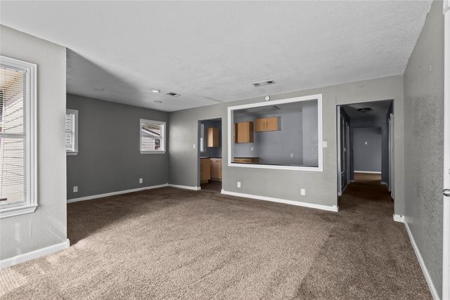 736 Angus, Dallas, TX 75217