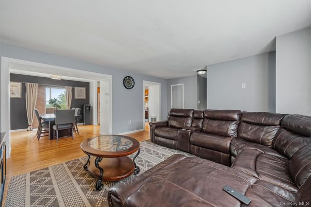 35 Helene Road, Warwick, NY 10990
