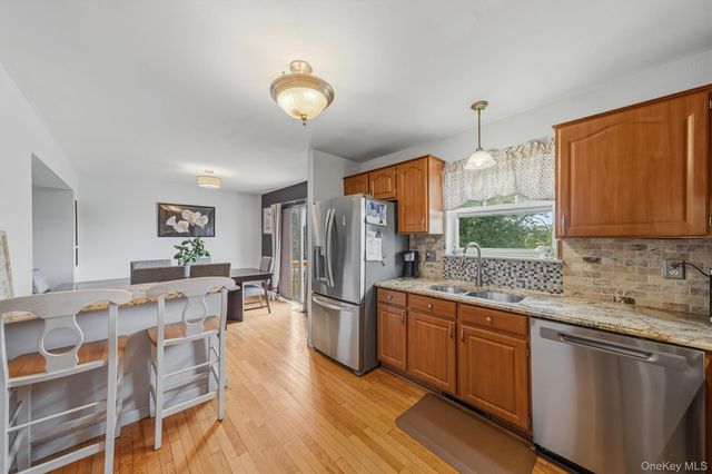 35 Helene Road, Warwick, NY 10990