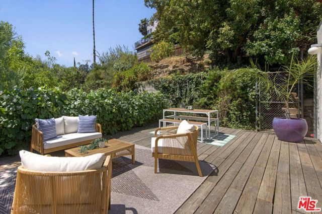 457 Museum Drive, Los Angeles, CA 90065