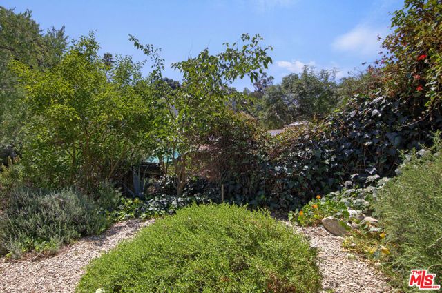 457 Museum Drive, Los Angeles, CA 90065