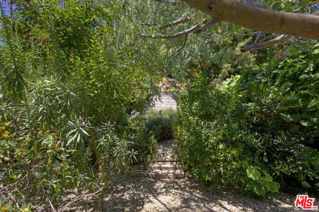 457 Museum Drive, Los Angeles, CA 90065