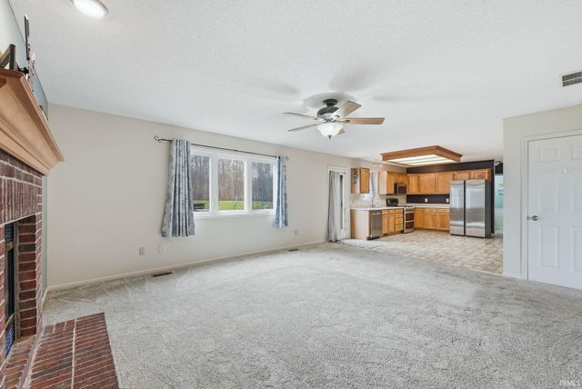 3025 Trappers Cove, Huntington, IN 46750