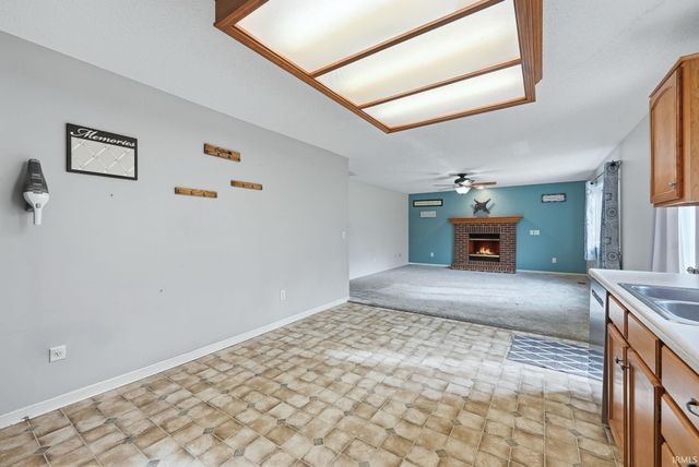 3025 Trappers Cove, Huntington, IN 46750