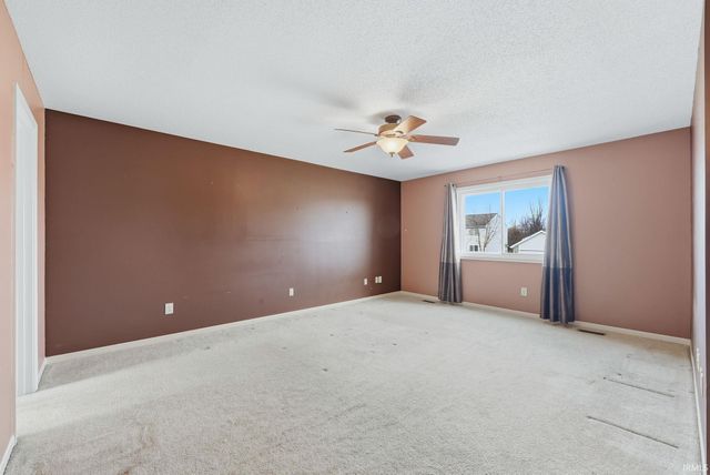 3025 Trappers Cove, Huntington, IN 46750