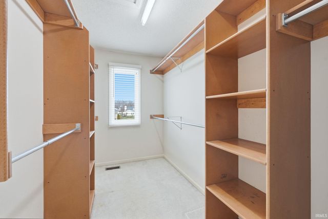 3025 Trappers Cove, Huntington, IN 46750