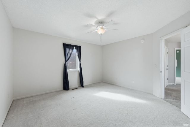 3025 Trappers Cove, Huntington, IN 46750