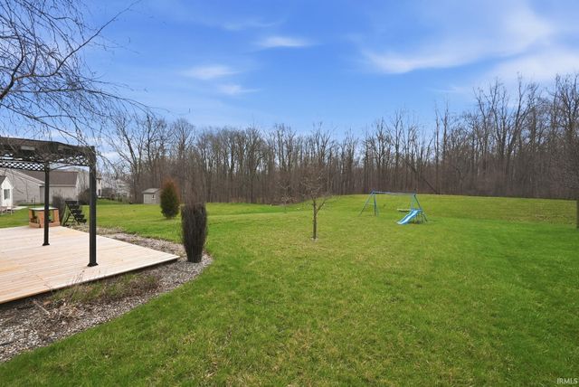 3025 Trappers Cove, Huntington, IN 46750