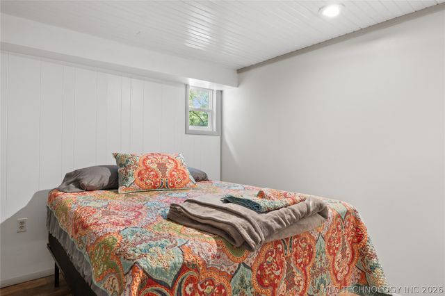 19460 W 925, Cookson, OK 74427