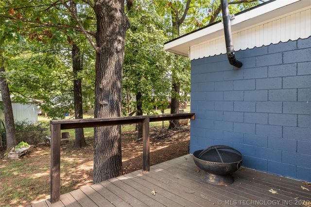 19460 W 925, Cookson, OK 74427