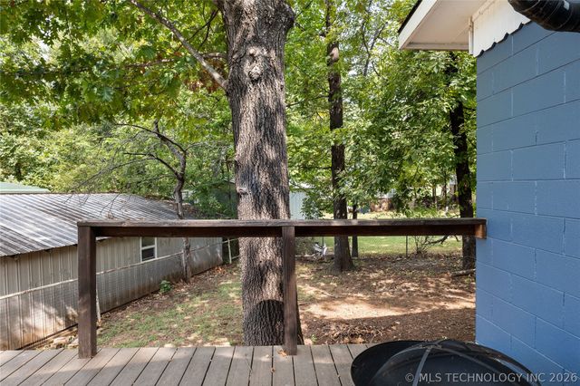 19460 W 925, Cookson, OK 74427