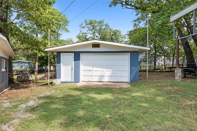 19460 W 925, Cookson, OK 74427