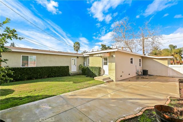 1200 W Sycamore, Orange, CA 92868