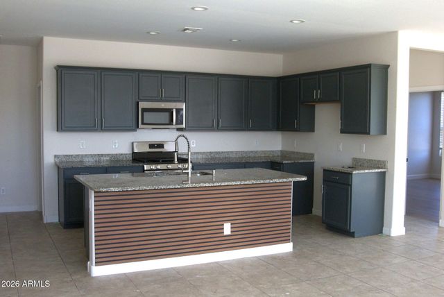 19081 N PICCOLO Drive, Maricopa, AZ 85138