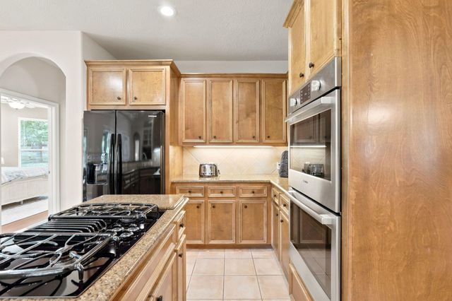 156 April Waters Drive W, Conroe, TX 77356