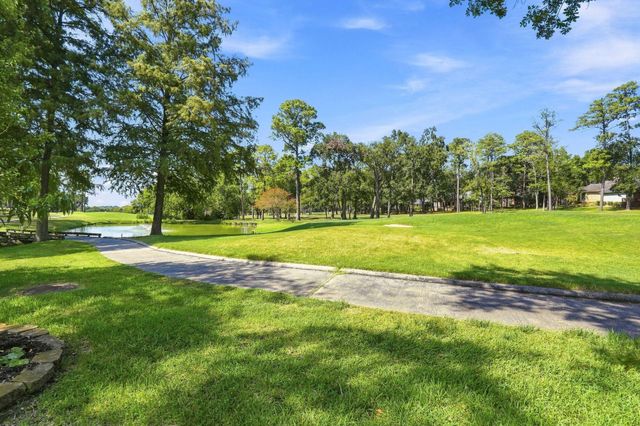 156 April Waters Drive W, Conroe, TX 77356