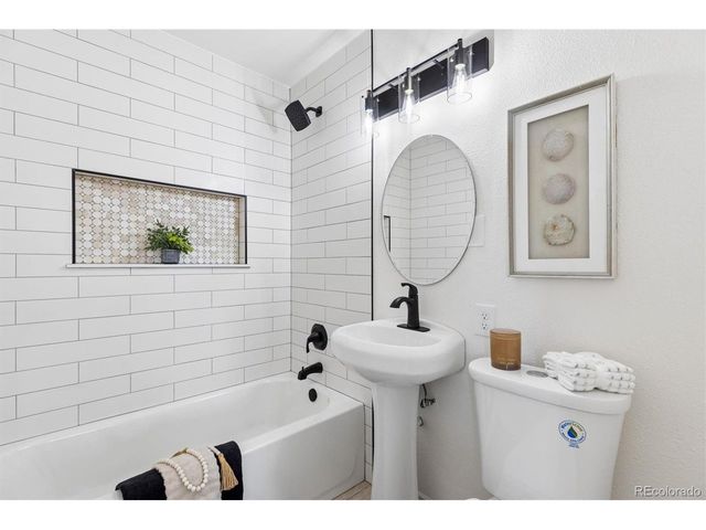 3402 S Elm St, Denver, CO 80222